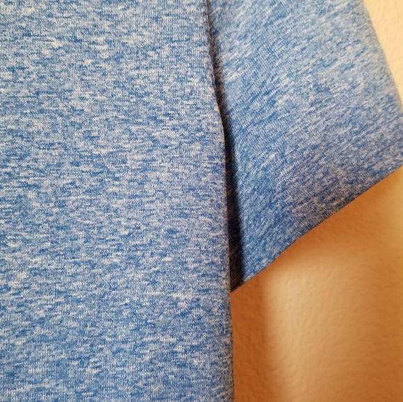 Danskin Now Blue Workout Semi-Fitted Short Sleeve - Picture 8 of 9